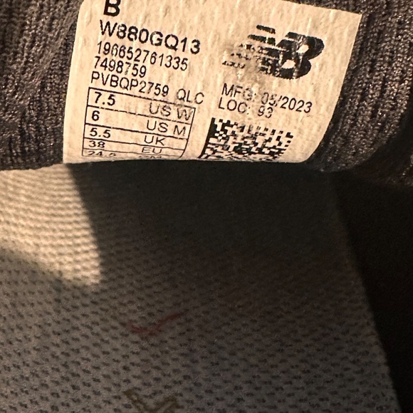 New Balance Fresh Foam 880 Gore Tex Running Shoes - Size 7.5 - Picture 6 of 10